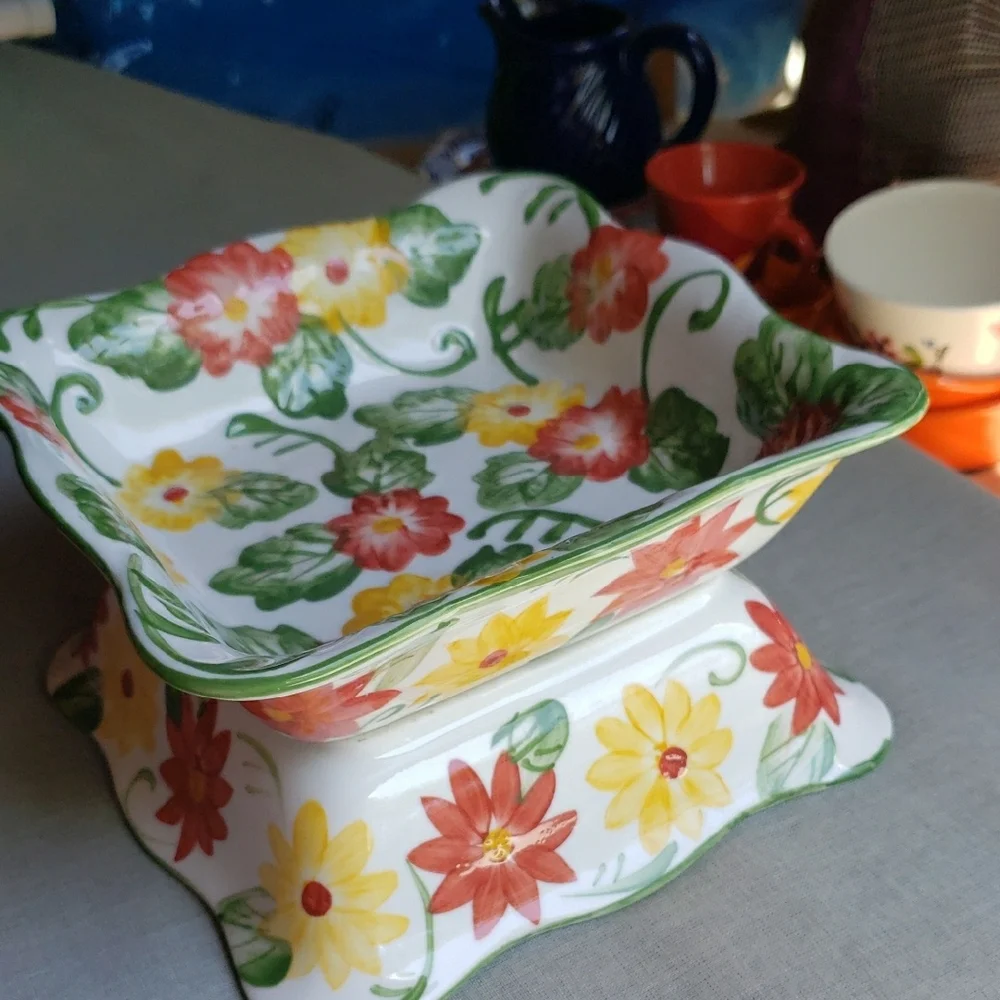 Temp-tations Floral Ceramic Bowl